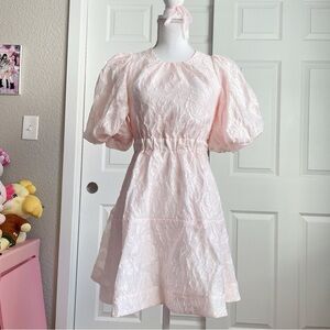 J.ing pastel pink puff sleeve dress. Floral jacquard